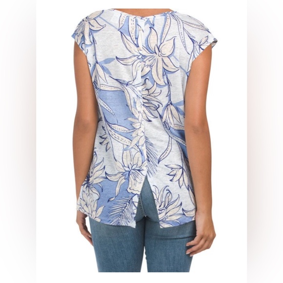 H by Halston Tops - H HALSTON M 100% Linen Slub Knit Button back Top  Blue Beige Floral Women